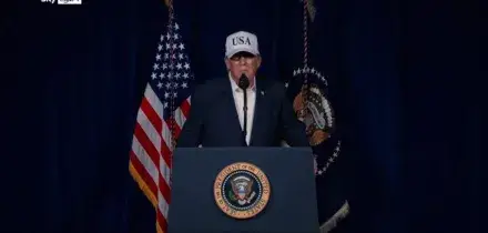 Trump agli iraniani: prendete controllo vostro governo