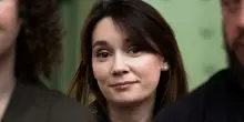 Francia, decreto di espulsione per l'opinionista russa Xenia Fedorova