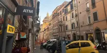 Roma, sequestrata e stuprata in casa in pieno centro: un arresto