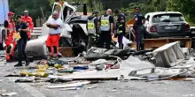 Incidente sulla Terni-Rieti, scontro tra bus e camper: morti. FOTO
