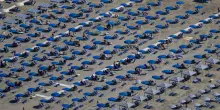 Vacanze, in estate spesi 20 miliardi ma pesano rincari. Vola settembre