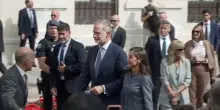 Spagna, i reali visitano Ceuta acclamati dalla folla