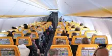 Ryanair chiede lo stop all'alcol negli aeroporti