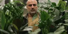 Un po' di luce, la clip del film di Ali Asgari in concorso a Venezia