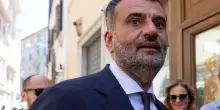 Puglia, scontro Assoturismo-Decaro su cibo portato da casa in spiaggia