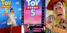 Toy Story 5, Taylor Swift si &egrave; esibita alla premi&egrave;re del film