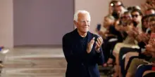 Giorgio Armani, dagli esordi alle creazioni indimenticabili: la storia