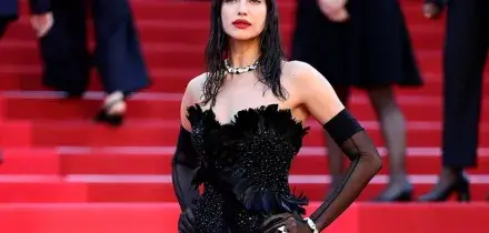 Sanremo 2026, Irina Shayk co-conduttrice della terza serata