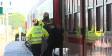 Treno sanitario, al via prova di emergenza sui binari