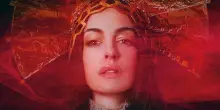 Mother Mary, recensione. Hathaway e Coel nel film A24 di Lowery