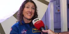 Artemis III, gli auguri di Christina Koch a Luca Parmitano