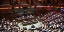 Ddl domiciliari per tossicodipendenti, via libera da Camera: &egrave; legge