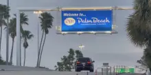 Florida, aeroporto di Palm Beach sar&agrave; intitolato a Trump