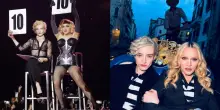 Madonna e Julia Garner a Venezia sulle note di Like a Virgin. VIDEO