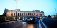 Il Colosseo diventa zona rossa, arriva l&rsquo;ordinanza anti maranza