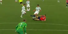Papera del portiere, Gon&ccedil;alo Ramos segna con un pallonetto. VIDEO