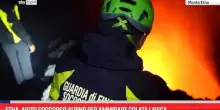 Etna, aiuto soccorso alpino per ammirare colata lavica