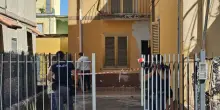 Latina, 63enne trovata morta in casa: fermata una donna