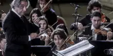 Riccardo Muti invita in tourn&eacute;e gli studenti dei Conservatori. VIDEO