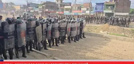 Nepal, coprifuoco dopo gli scontri tra comunit&agrave;