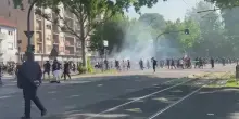 Scontri ultras al derby Torino-Juve, 4 agenti feriti