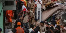 Delhi, crolla edificio: un morto. Bbc: 'Studenti intrappolati'