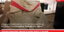 Lignano Sabbiadoro, presepe di sabbia ritrae la natività