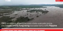 Il super tifone Fung-wong tocca terra nelle Filippine