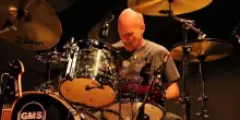Chris Slade, l'ex batterista degli AC/DC si ritira dalla musica