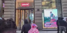 Scontri Milano, saccheggiati negozi vicini a Cordusio