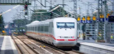 Germania, rete radio interrotta: blocco totale dei treni