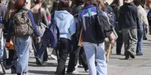 Scuola, governo lavora al tetto per gli stranieri. I dubbi dei presidi
