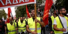 Grecia, verso 13 ore di lavoro al giorno: proteste in tutto il Paese