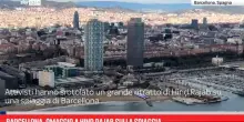 Barcellona, omaggio a Hind Rajab sulla spiaggia