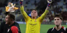 La rivincita di Muslera: para tre rigori e l'Estudiantes vola in finale di Libertadores