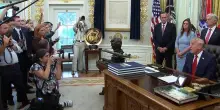Usa, giudice federale impone a Trump riconsegna accredtiti stampa