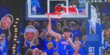 NBA, Vanderbilt: infortunio doloroso al mignolo a OKC