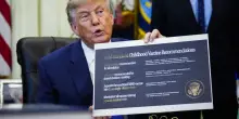Trump contro i vaccini ai bimbi: 'Troppi casi di autismo'