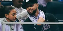 WNBA Finals, c'&egrave; anche Curry con la figlia Ryan a tifare per le Valkyries. VIDEO