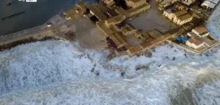 In Sicilia danni ingenti sulle zone costiere colpite dal ciclone