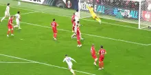Buendia fa gol prima del gong: mancino a giro da impazzire! VIDEO