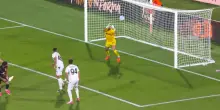 Monza-Sassuolo, la papera di Muric sul gol di Varela