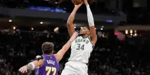 Giannis ci prova ma Doncic e i Lakers sono troppo: 32 punti non bastano ai Bucks