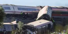 Scontro tra treni in Spagna, morti e feriti nell'incidente. FOTO