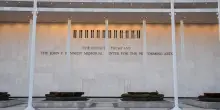Giudice Usa: illegittimo nome di Trump al Kennedy Center, va rimosso