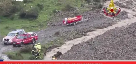 Messinese, torrente in piena: evacuati 40 campeggiatori