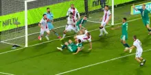 Rovesciate, calcioni e un rigore parato: che muro la Georgia