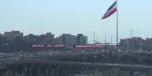 Iran alza il tono sulle sanzioni Usa, tensione sul greggio