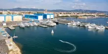 All'interno dei cantieri Benetti, dove nascono opere d'arte del mare