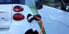 Auto elettriche, fino a 11mila euro per chi rottama mezzi inquinanti
